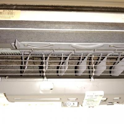 汐止冷氣清洗 | 品冠居家清潔